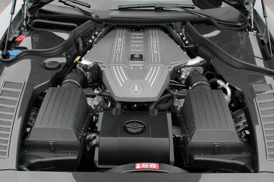  Mercedes-Benz SLS AMG Black Series 2014 года  (фото 36 из 84)